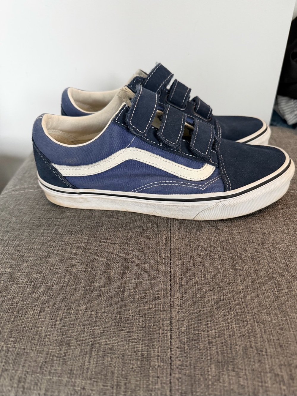 Women’s Vans Velcro Skate Sneakers